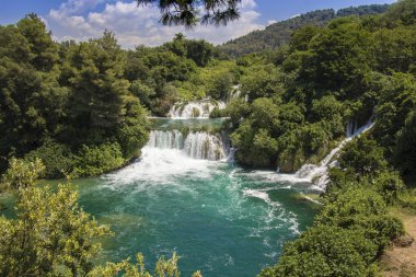 Güzel şelaleler Krka