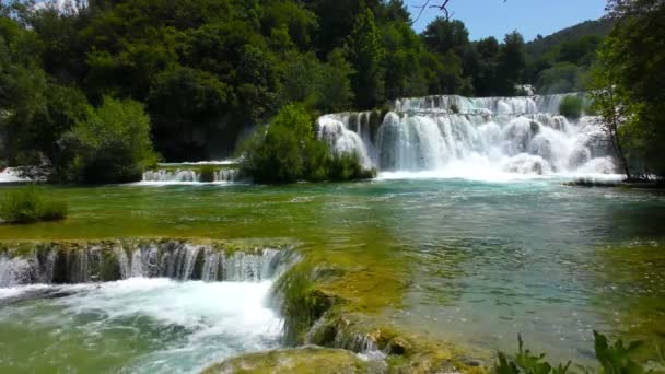 Nationalparken vattenfallen Krka — Stockvideo