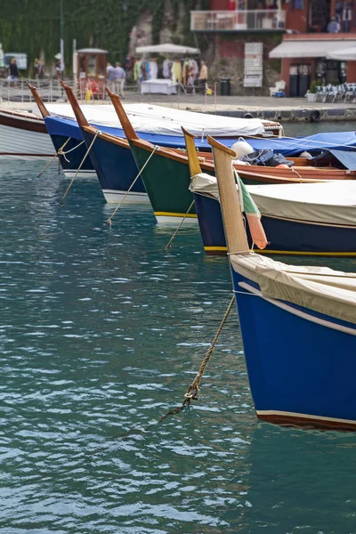 Barcos de madera, en el puerto — Foto de Stock