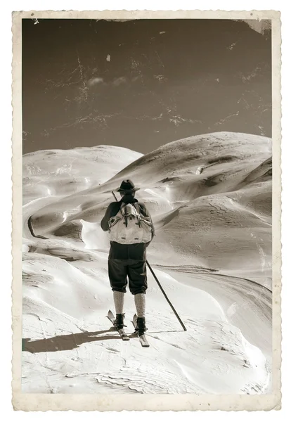 Vintage foto med gamla skidåkare — Stockfoto