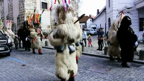 Ptuj kurents Karnevalsmaske — Stockvideo