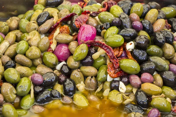 Black and green Olives — Stock Photo, Image