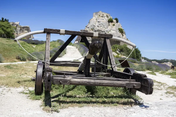 Medieval weapon Catapult — Stock Photo, Image