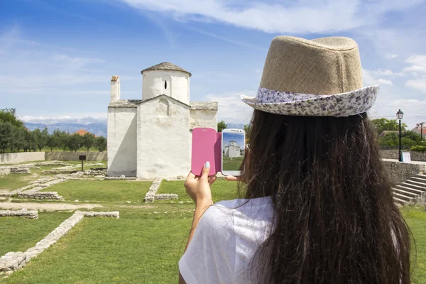 Fotograferen door cell phone Nin Kroatië — Stockfoto