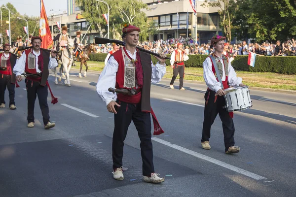 Vojenské slavnostní průvod chorvatské armády — Stock fotografie