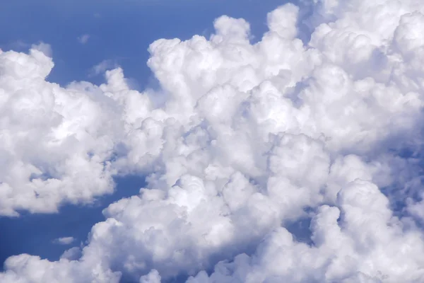 Wolken in de lucht — Stockfoto