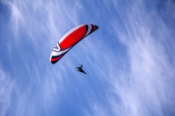 Paraglider med motor — Stockfoto