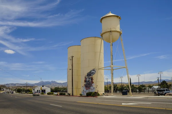 Route 66, Kingman, AZ, EUA, torre de água Imagem De Stock