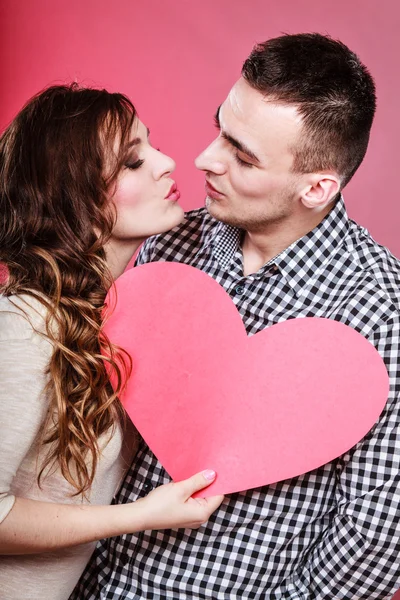 Romantic couple kissing. Love concept. — Stock Photo, Image