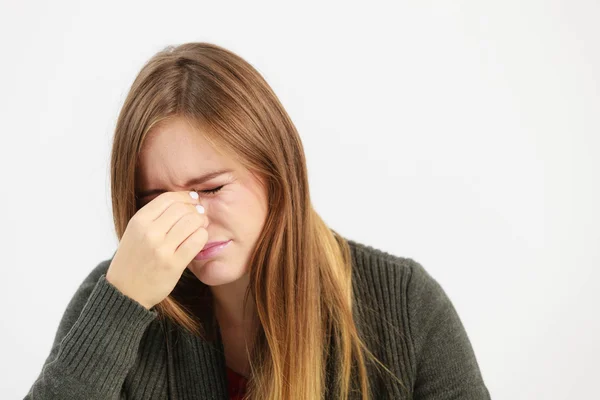 Unhealthy woman in pain. — Stock Photo, Image