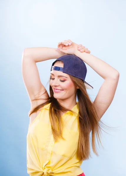 Young trendy smiling female dancer. — Stock Photo, Image