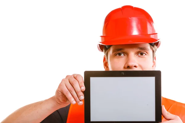 Männlicher Arbeiter mit Tablet. — Stockfoto