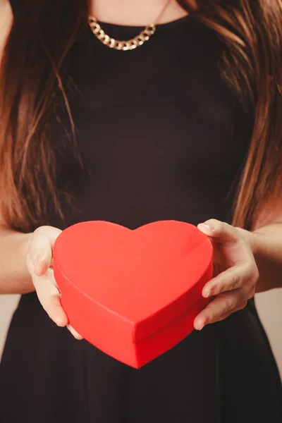 Tartó piros női szív box — Stock Fotó