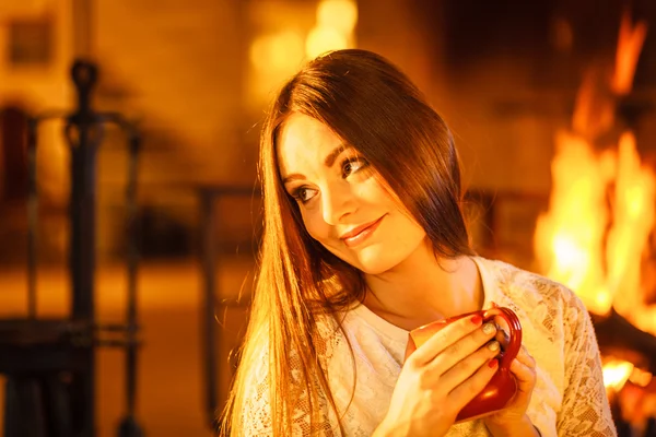 Woman drinking  coffee — Stock Photo, Image