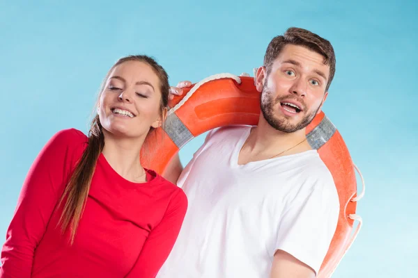 Lifeguards with ring buoy lifebuoy. — Stock Photo, Image