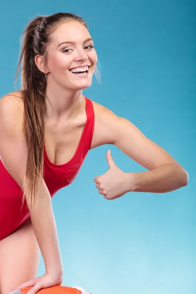 Porträtt av livräddare livräddare kvinna. — Stockfoto