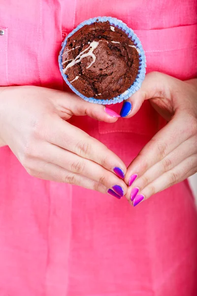 Mani che fanno forma di cuore — Foto Stock