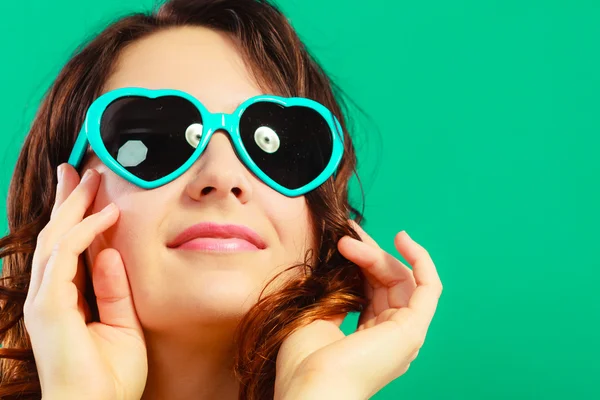 Girl in green sunglasses portrait — Stock Photo, Image