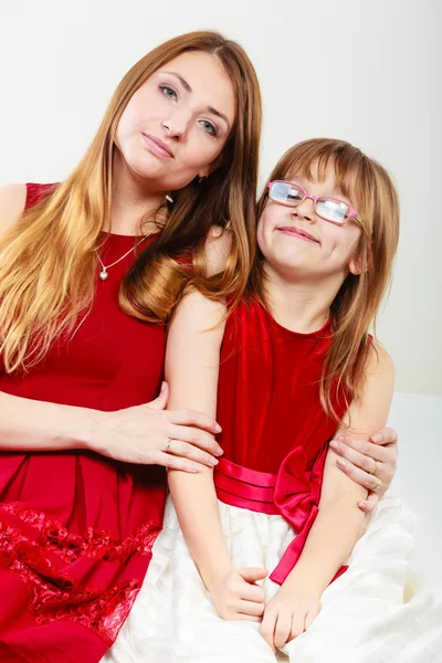 Lycklig familj. Mamma och dotter. — Stockfoto