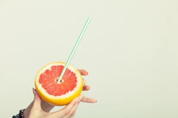 Sommer gesundes Obstgetränk. — Stockfoto