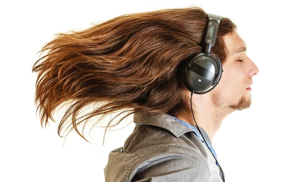 Amante da música apaixonada. Homem com fones de ouvido. — Fotografia de Stock