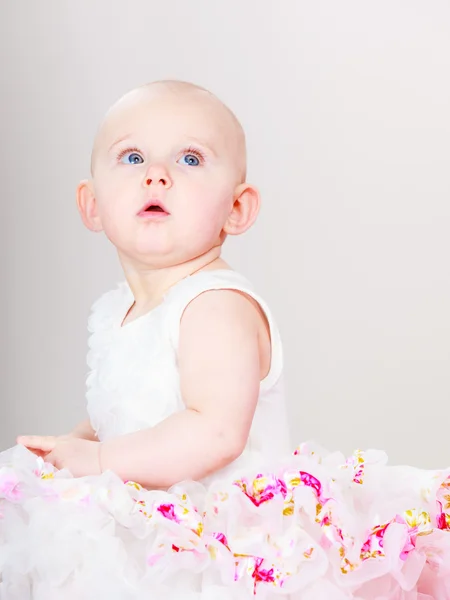 Kleine meisje kind portret — Stockfoto