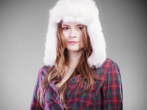 Young woman in winter clothing fur cap — Stock Photo, Image