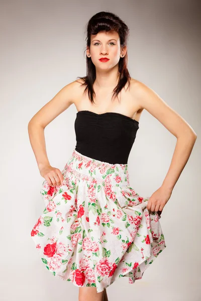 Pin up Sommer Mädchen Retro-Styling — Stockfoto