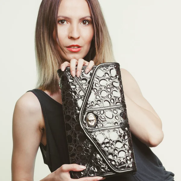 Elegant fashion woman with leather handbag — Stock Photo, Image