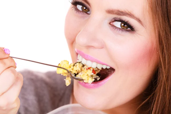 Woman eat oatmeal with dry fruits. Dieting — Stock Photo, Image