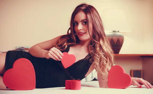 Woman in lingerie in bed. Valentines day love. — Stock Photo, Image