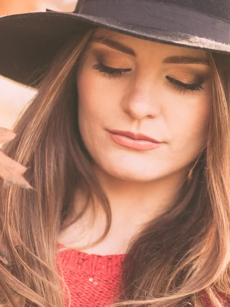 Retrato de mujer atractiva. — Foto de Stock