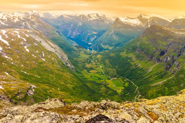 노르웨이 Dalsnibba 관점에서 Geirangerfjord에 보기 — 스톡 사진