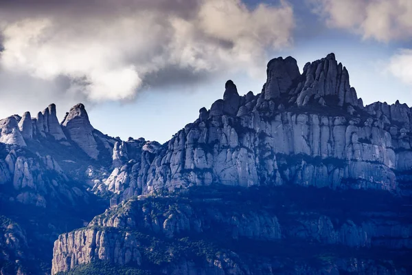 Nubes Sobre Cordillera Montserrat Cerca Barcelona Cataluña España Paisaje Rocoso — Foto de Stock