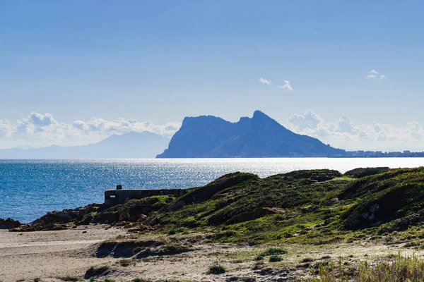 Cebelitarık Kayası Ufukta Deniz Manzaralı Torrecarbonera Sahili Punta Mala Endülüs — Stok fotoğraf