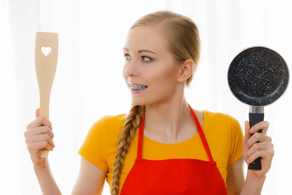 Happy Cheerful Young Woman Wearing Apron Holding Small Cooking Pan — Stock Photo, Image