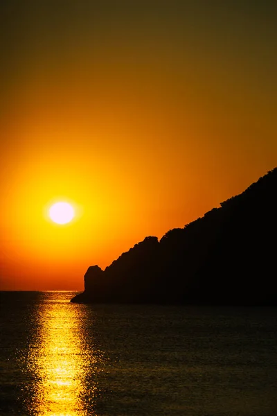 Puesta Sol Salida Del Sol Sobre Superficie Del Mar Paisaje — Foto de Stock