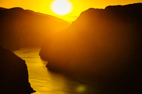 Günbatımında Aurlandsfjord Fiyort Manzarası Norveç Skandinavya Ulusal Turizm Rotası Aurlandsfellet — Stok fotoğraf