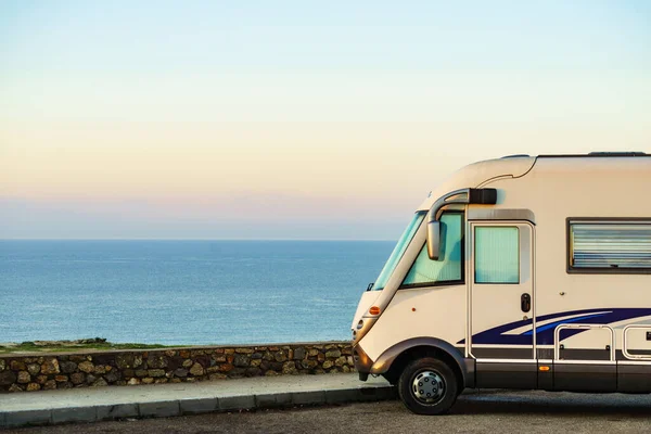 Caravan Recreational Vehicle Mediterranean Coast Spain Camping Nature Vacation Travelling — Stock Photo, Image