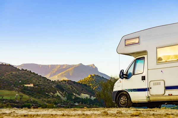Caravan Camping Nature Countryside Surrounding Lake Embalse Del Guadalhorce Ardales — Φωτογραφία Αρχείου