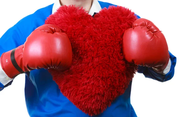 Chlap Připravený Bojovat Lásku Dospělý Muž Červených Boxerských Rukavicích Drží — Stock fotografie
