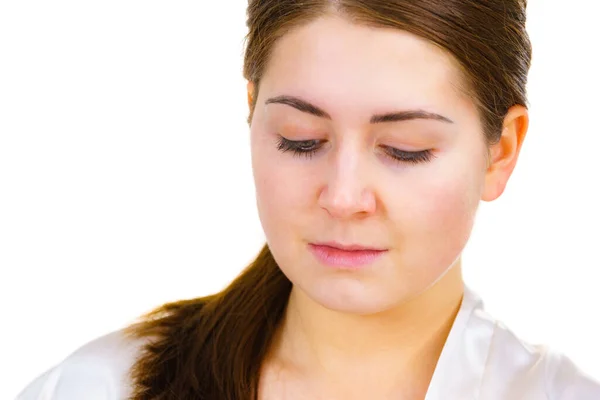 Jonge Vrouw Lang Bruin Haar Zonder Make Natuurlijke Schoonheid Zuiverheid — Stockfoto