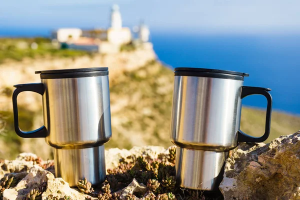 Termal Bardak Doğada Termos Seyahat Güzergahı Arka Planda Mesa Roldán — Stok fotoğraf