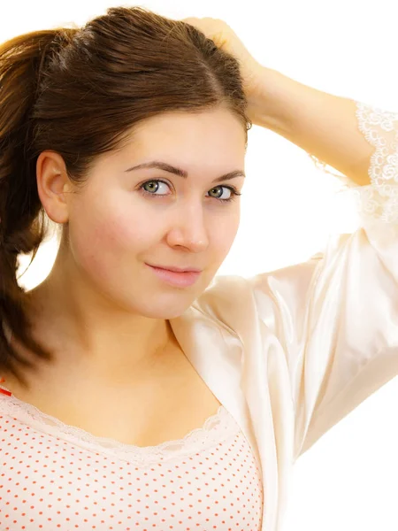 Mujer Joven Ropa Interior Sin Maquillaje Desatando Largo Cabello Castaño —  Fotos de Stock