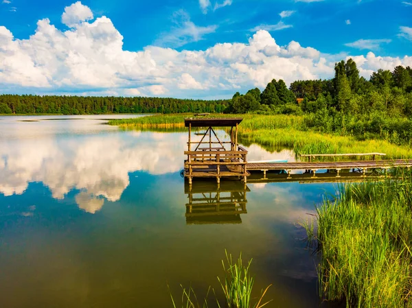 Paysage Vert Été Europe Jetée Bois Sur Rive Lac Kierwik — Photo