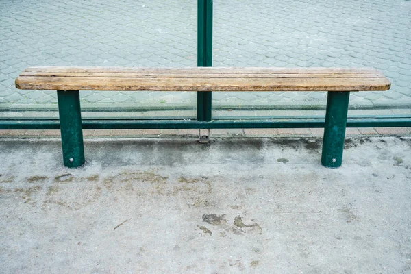 Bus Station Wooden Bench Outdoor City Street — Stock Photo, Image