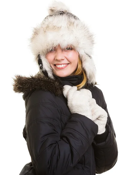 Wintervakantie. vrolijk meisje in warme kleren. — Stockfoto