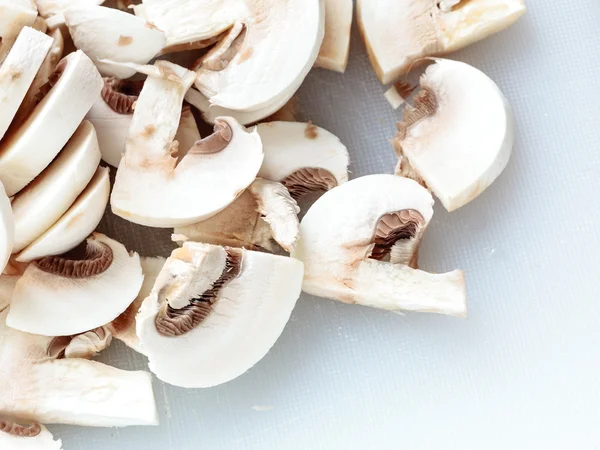 Eten. Verse champigons van witte champignons — Stockfoto