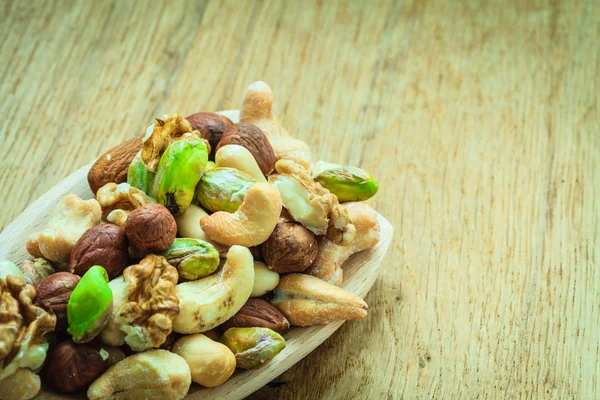 Varieties of nuts: cashew, pistachio, almond. — Stock Photo, Image