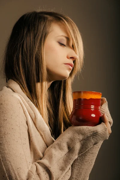 Beverage. Girl holding cup mug of hot drink tea or coffee — Stock Photo, Image